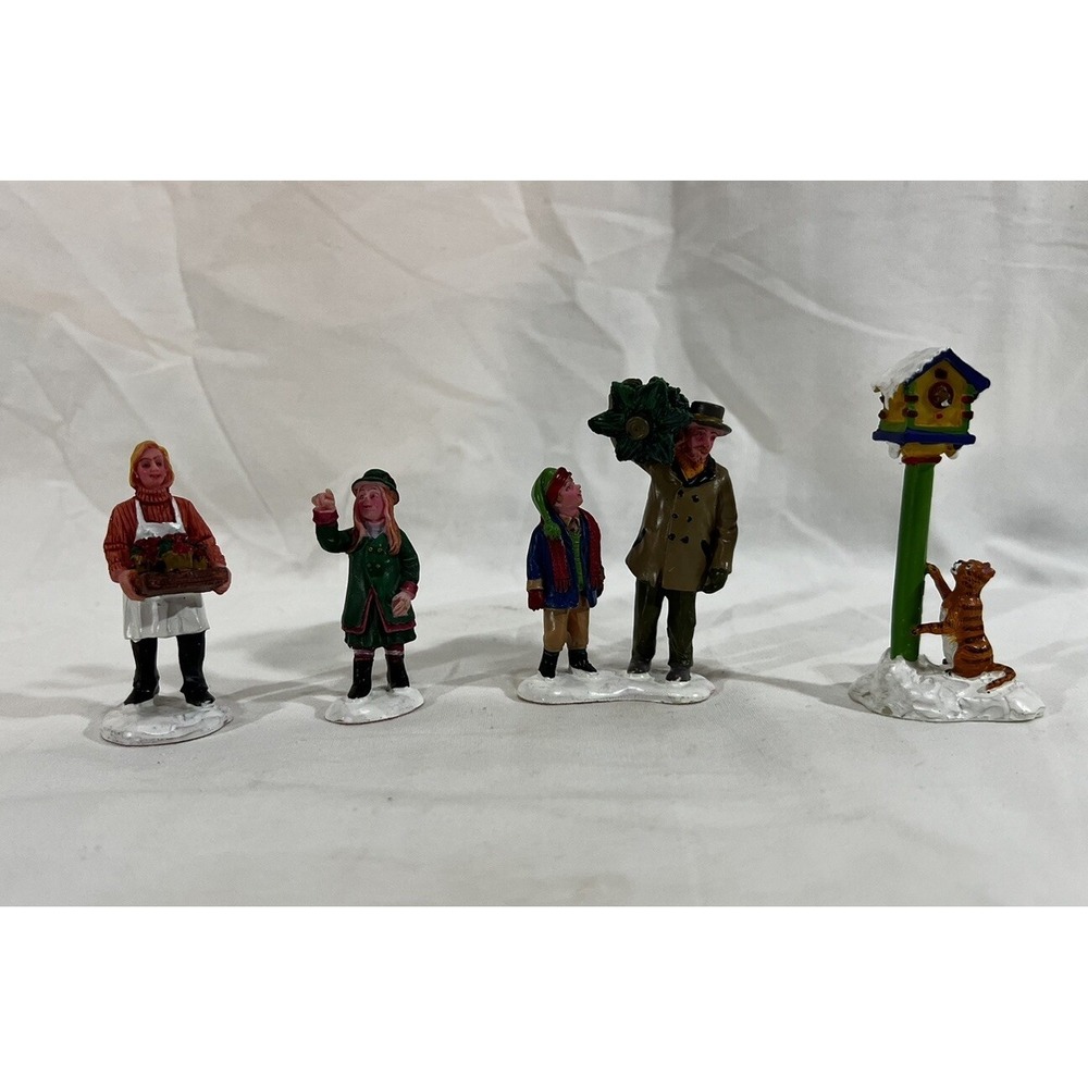 Lemax Christmas Village Accessories Lot of 4‎ Figurines Birdhouse Christmas Tree